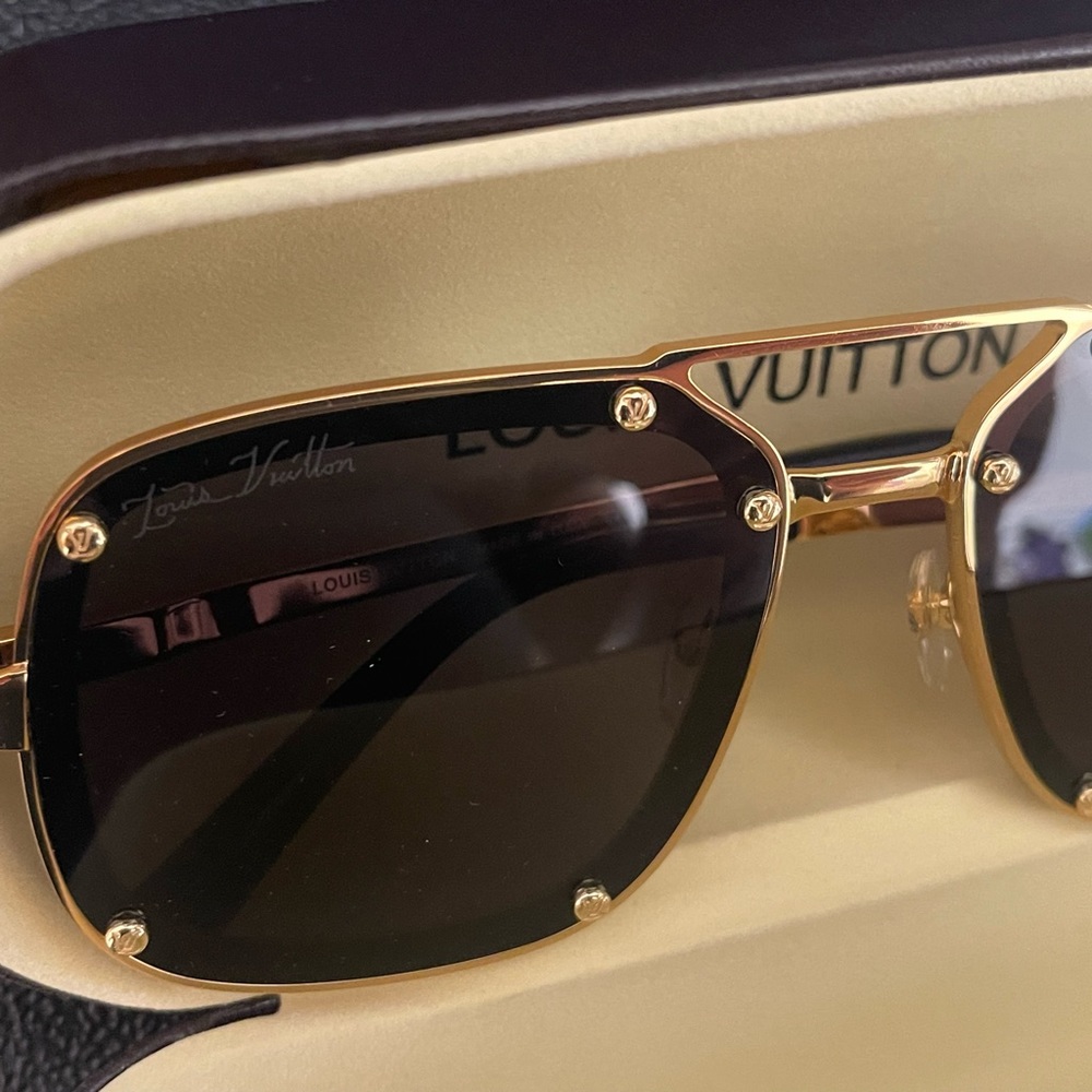 MENS DESIGNER SUNGLASSES